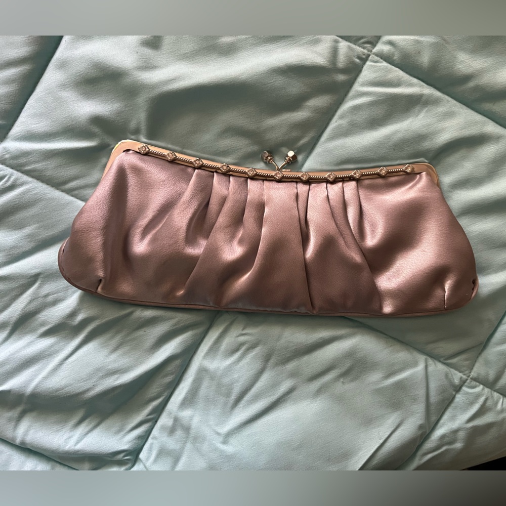 Silver clutch